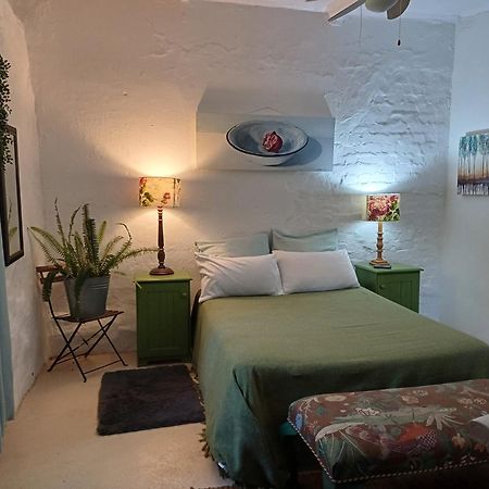 The Farmhouse B&B Stellenbosch Ngoại thất bức ảnh